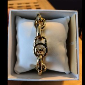 BNIB Michael Kors Bracelet
